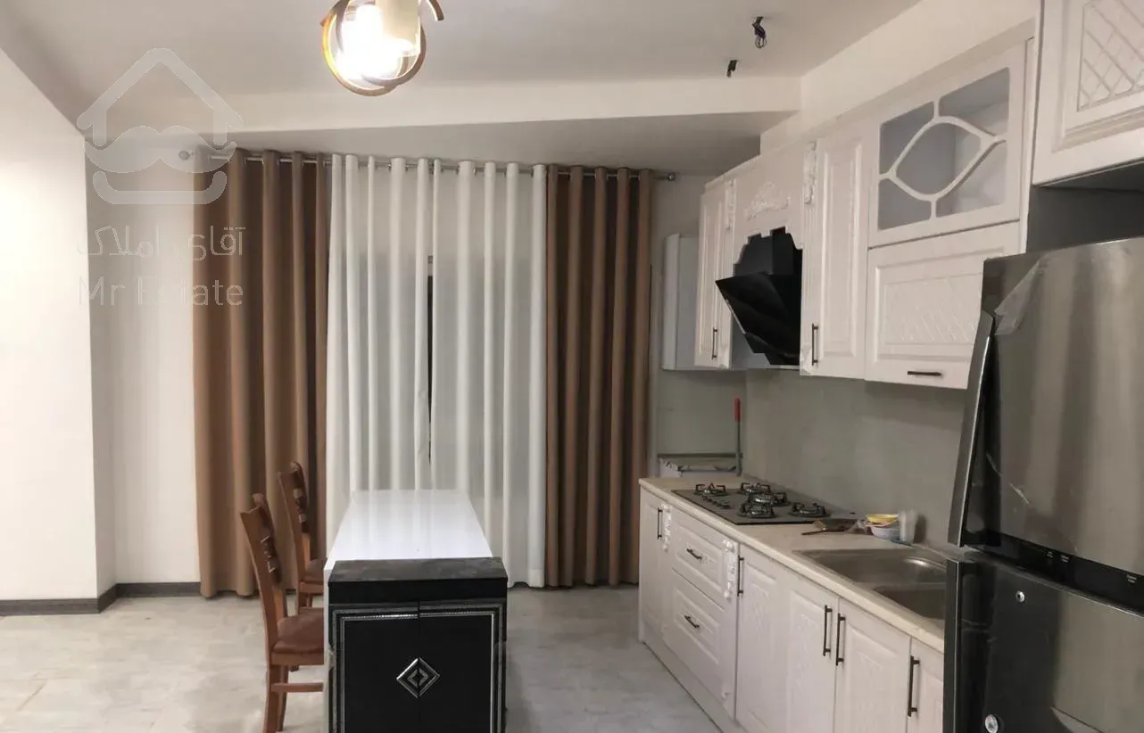 (  واحد صفر دو خواب بزرگ  )