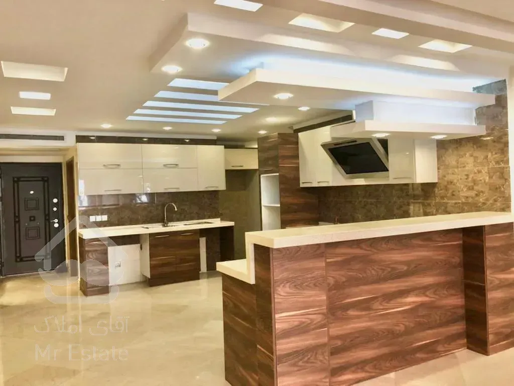 فروش 145 متری دیباجی