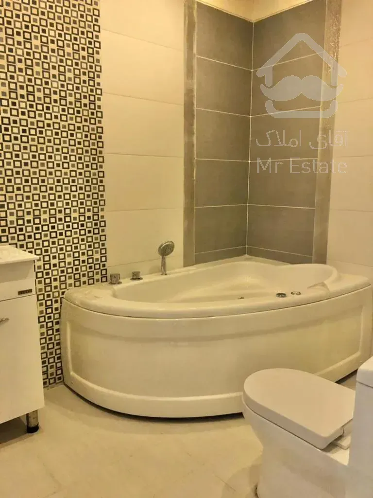 فروش 180 متر پاسداران