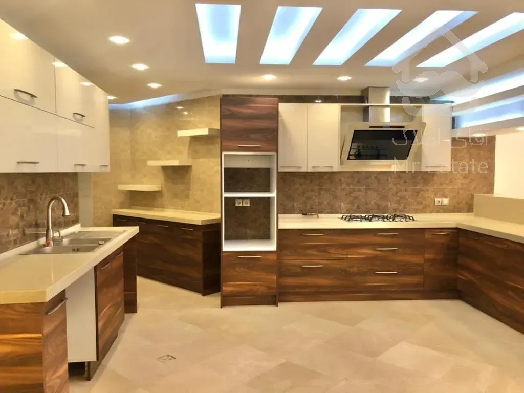 فروش 180 متر پاسداران