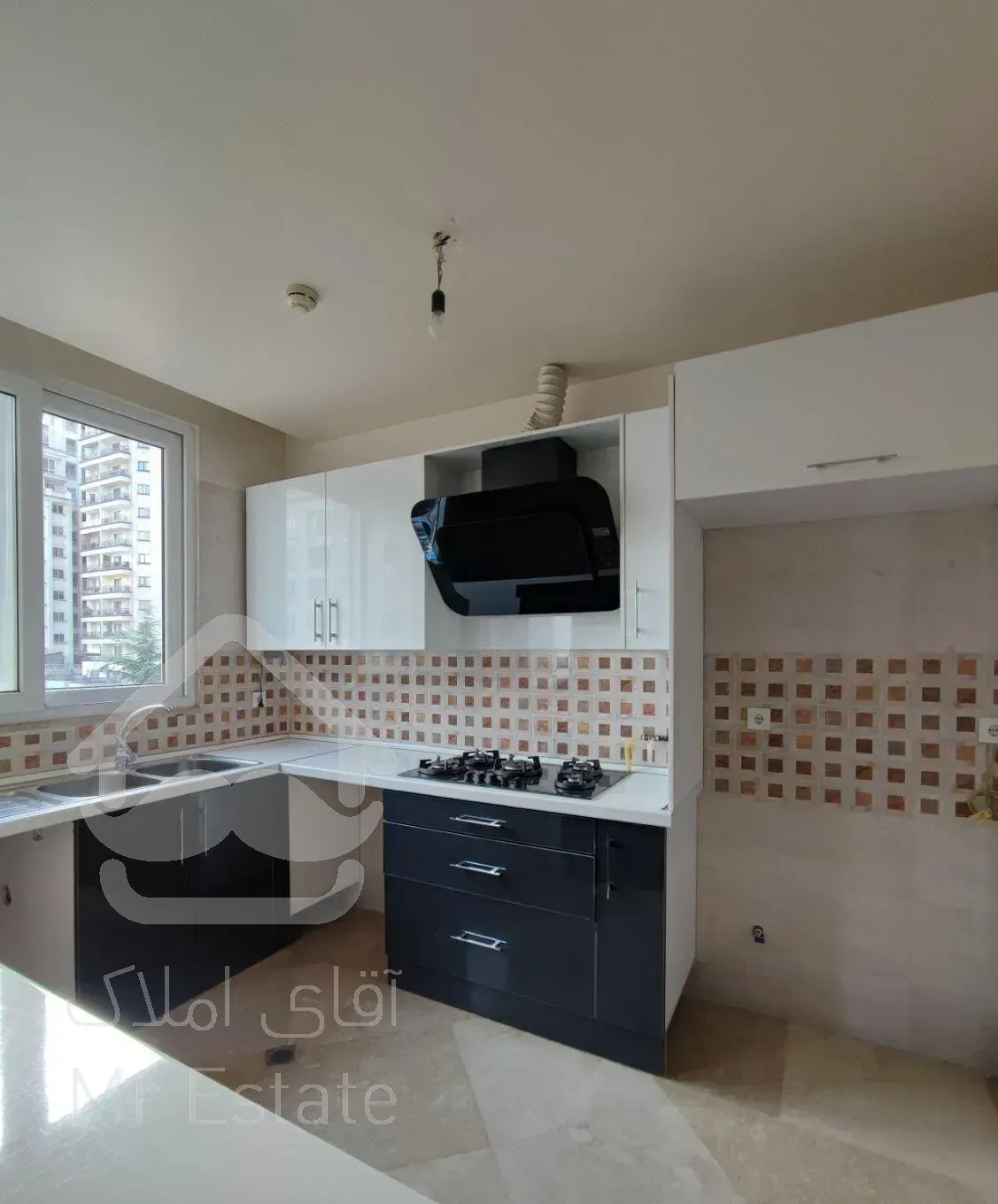 کوهسار درکه / ۹۵ متر / چشم انداز کوهستان