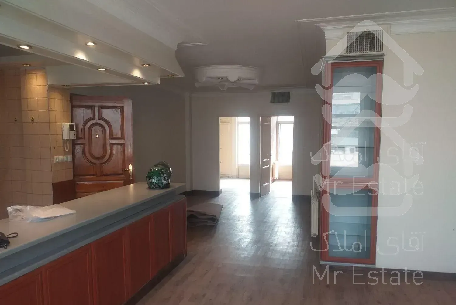 آپارتمان ۹۴متر دو خوابه کریمخان سنایی