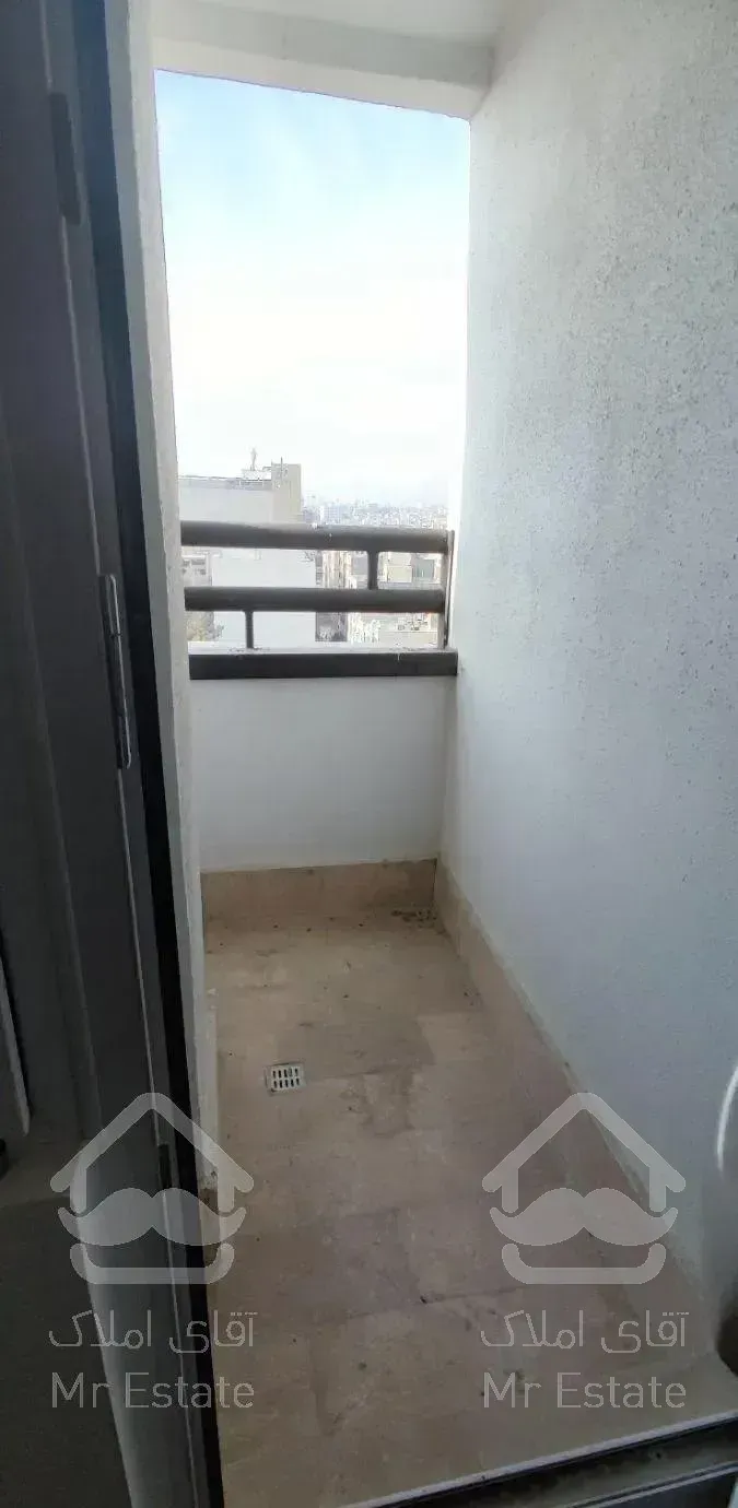 118متر دو خوابه/برج مروارید/18ماه/ویو دار