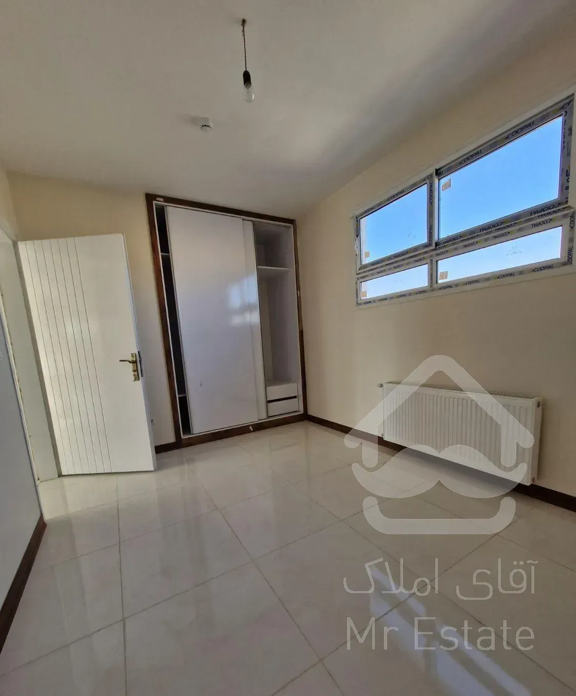 **آپارتمان112متر2خواب‌ صفرفوق شیک خ هشت بهشت**