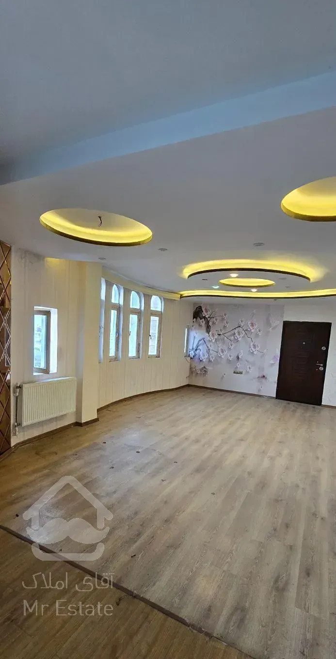 فروش آپارتمان ۱۰۲ متری ۲ خوابه بلوار ولیعصر