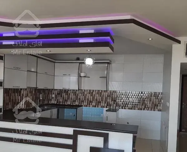 اپارتمان ۱۳۰‌متری شهرک‌گل نرگس