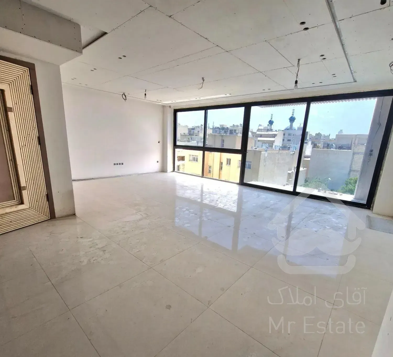 آپارتمان - صفر - 115 متر - طبقه 1 و 4 - شیخ مفید