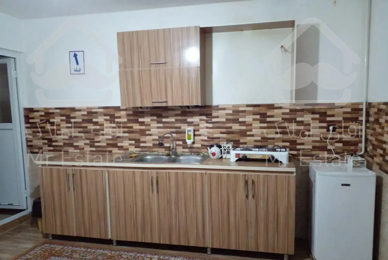 دوخوابه تمیز نوساز با کولر و پارکینگ