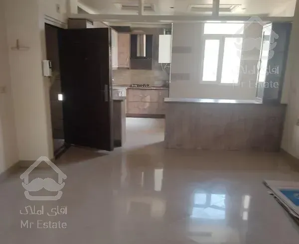 ۶۲ متر دو خوابه چهار طبقه تک واحدی