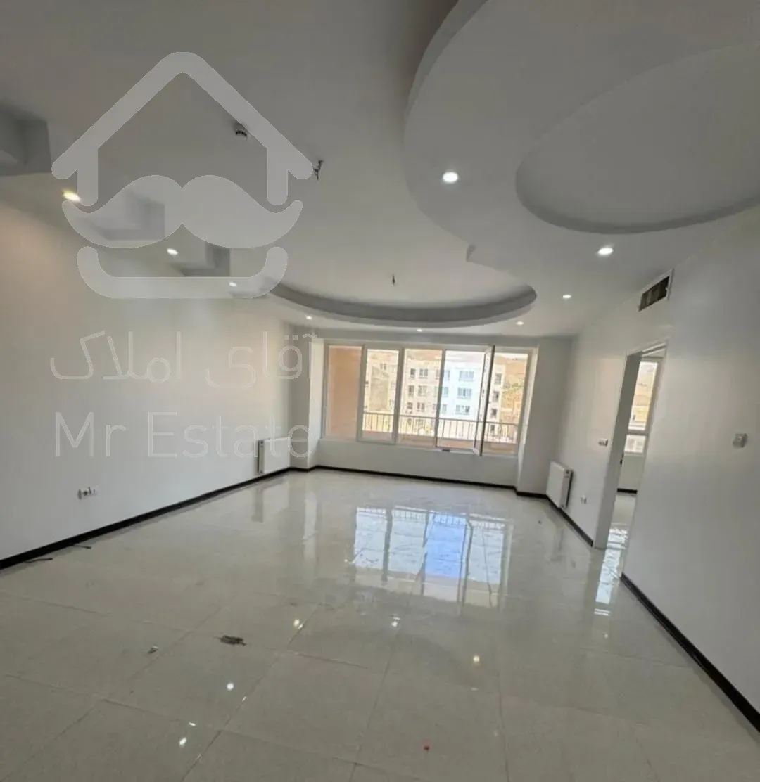 ستارخان/۱۰۵ متر/ فول امکانات/نورگیر دو کله