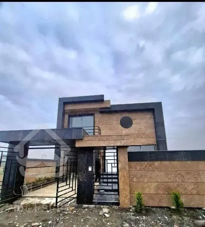 ویلا نوساز با سه انشعاب، مدارک کامل ،بهترین لوکیشن