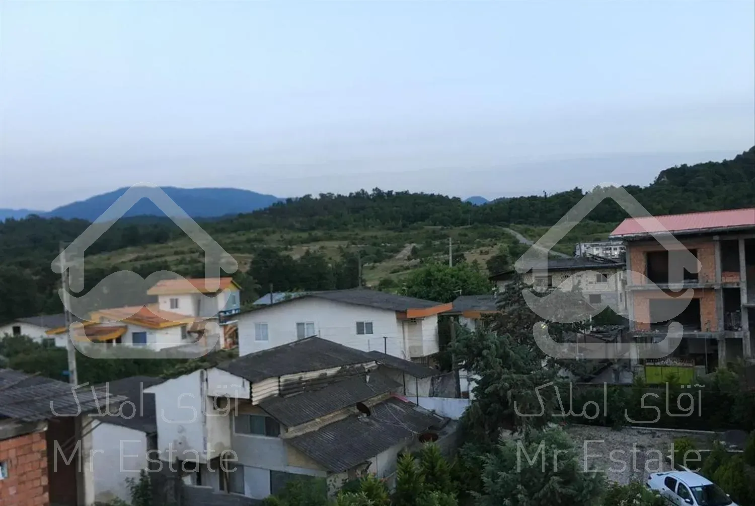 واحدویودارجنگلی طبقه سوم لوکیشن دلبازو مدرن