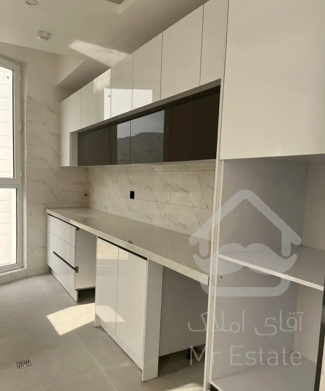 رونیکا پالاس کوهک حاج رحیم قربانی/کاسبی