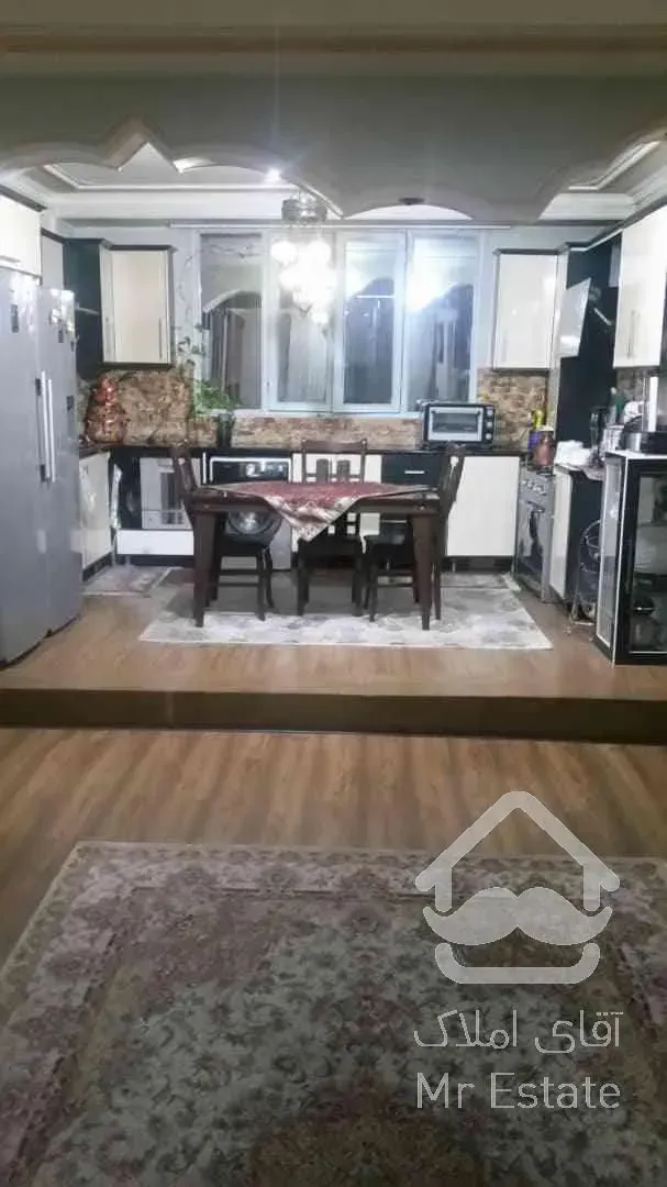 آپارتمان نزدیک ایل گلی