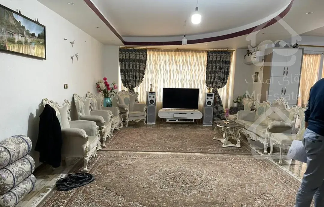 اپارتمان ۱۲۰ متری در قلب هشتگرد