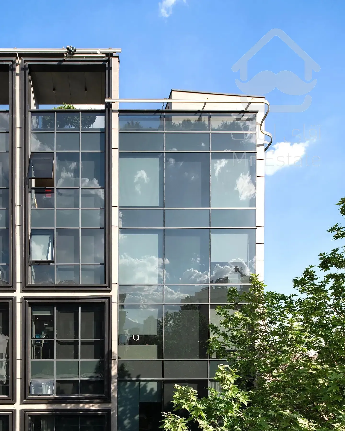 1300 متر مستغلات سند اداری/20پارکینگ/فلت/جردن