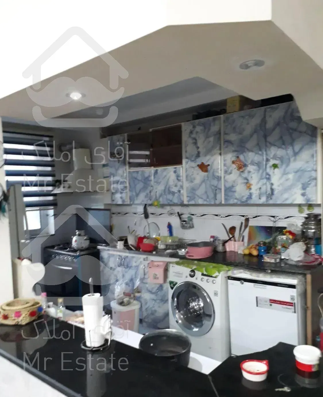 آپارتمان شش واحدی کارمندان امیر کبیر طبقه اول