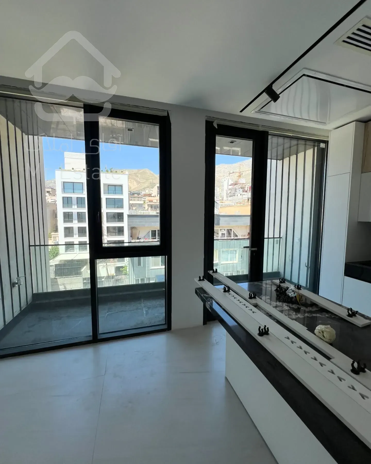 اجاره آپارتمان ۱۱۰متری در نیاوران لوکس