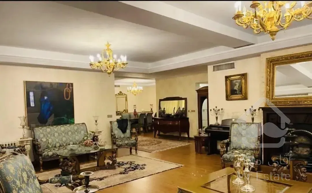 پاسداران/قبا/۱۸۰متر/۴خواب/زیرقیمت