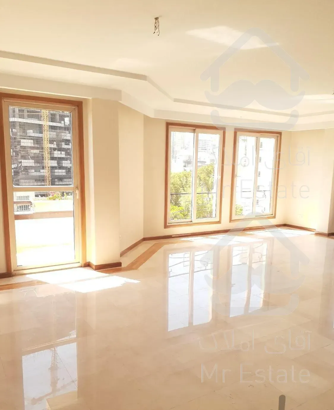 ۲۱۲متر طبقه هفتم برج در فرعی دنج الهیه