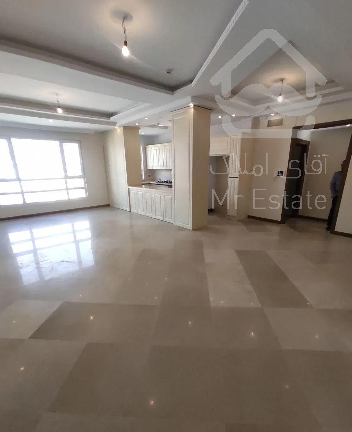 آپارتمان ۱۳۰ متر فرعی عریض فلکه اول