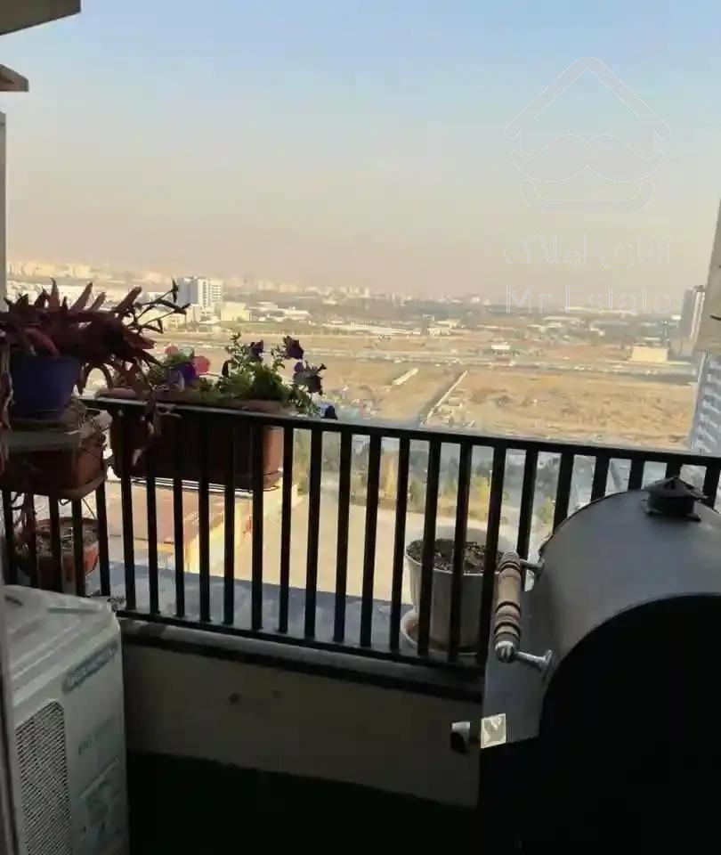 ۱۲۰متر/طبقه آخر/ویو ابدی به چیتگر