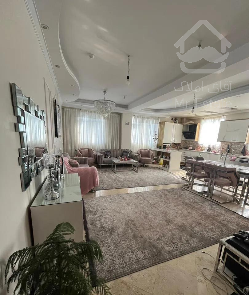 ۱۰۵ متری کرمان/ خوش نقشه/ مناسب سرمایه گذاری