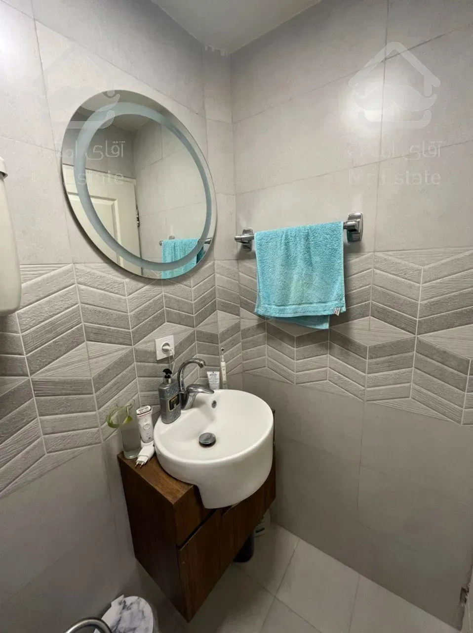 ۵۵ متر شمال بیمه فول امکانات رو به آفتاب