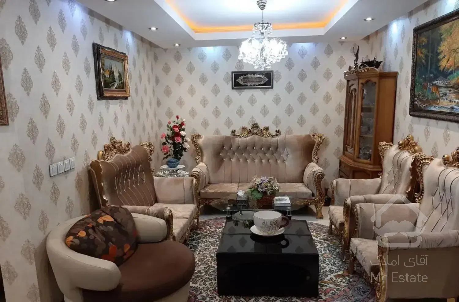 ۹۳ متر احدزاده