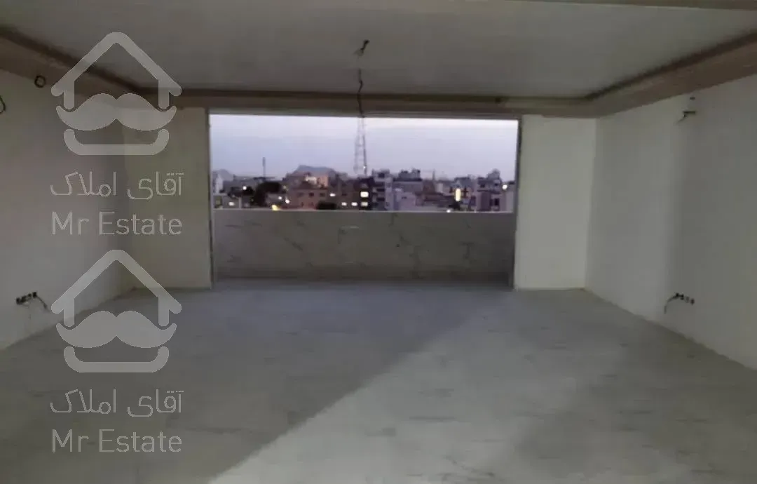 اپارتمان 140 متری طبقه چهارم خیابان خادمی