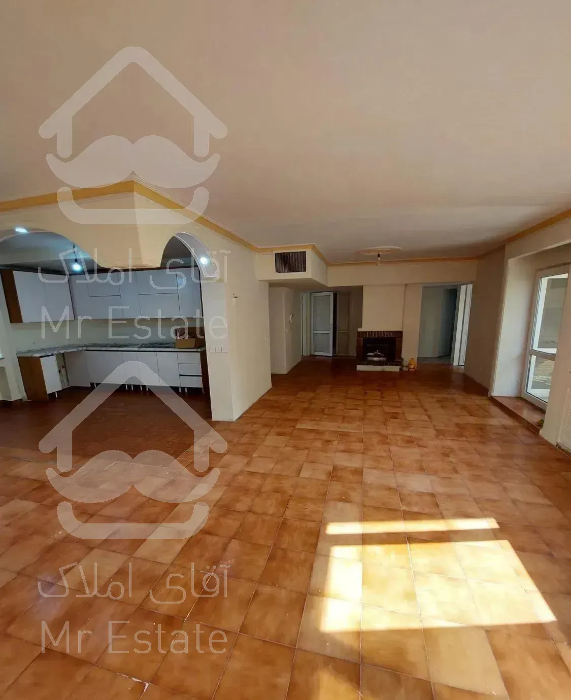 ۱۶۰ متر شهر زیبا (مسکونی.موقعیت اداری) تکواحدی