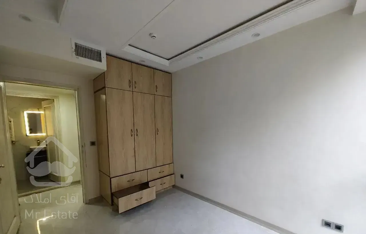 ظفر ، 76 متر ، کلید نخورده