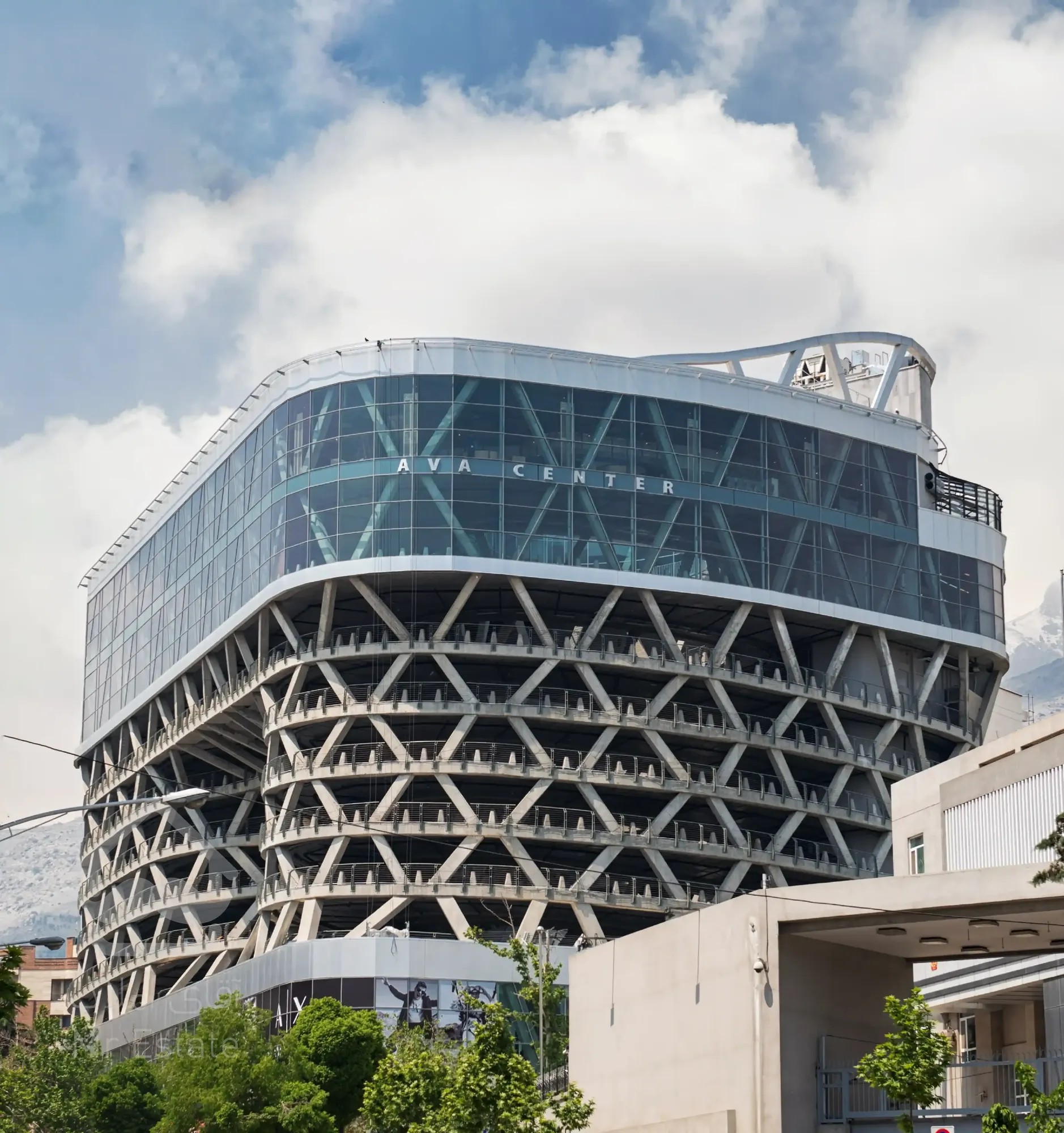 ۱۵۰ متر سند اداری فرمانیه ، مجتمع اداری تجاری فرمانیه