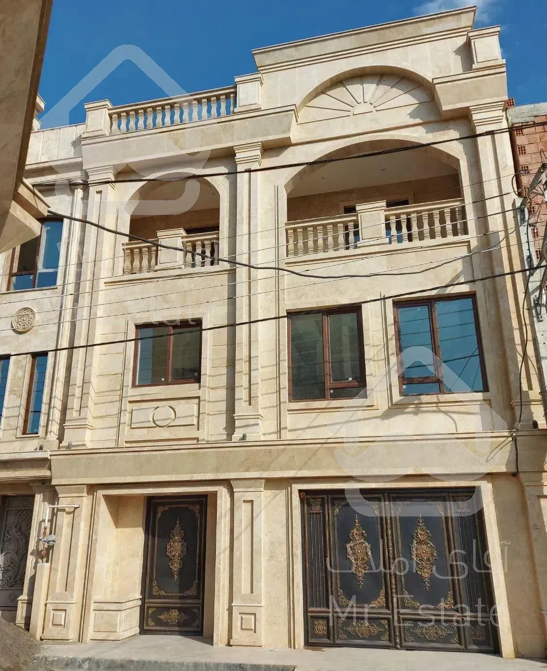 فروش ویلا تریبلکس  واقع در امیرکلا