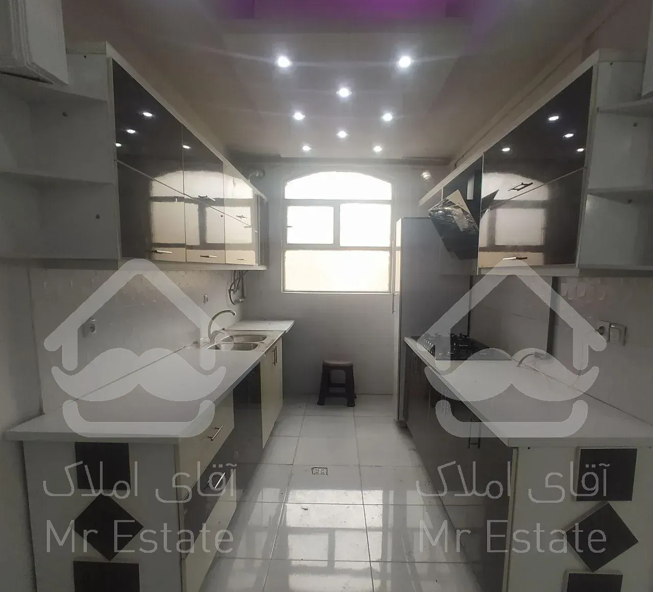 55 متر پارکینگ اختصاصی فاز 1