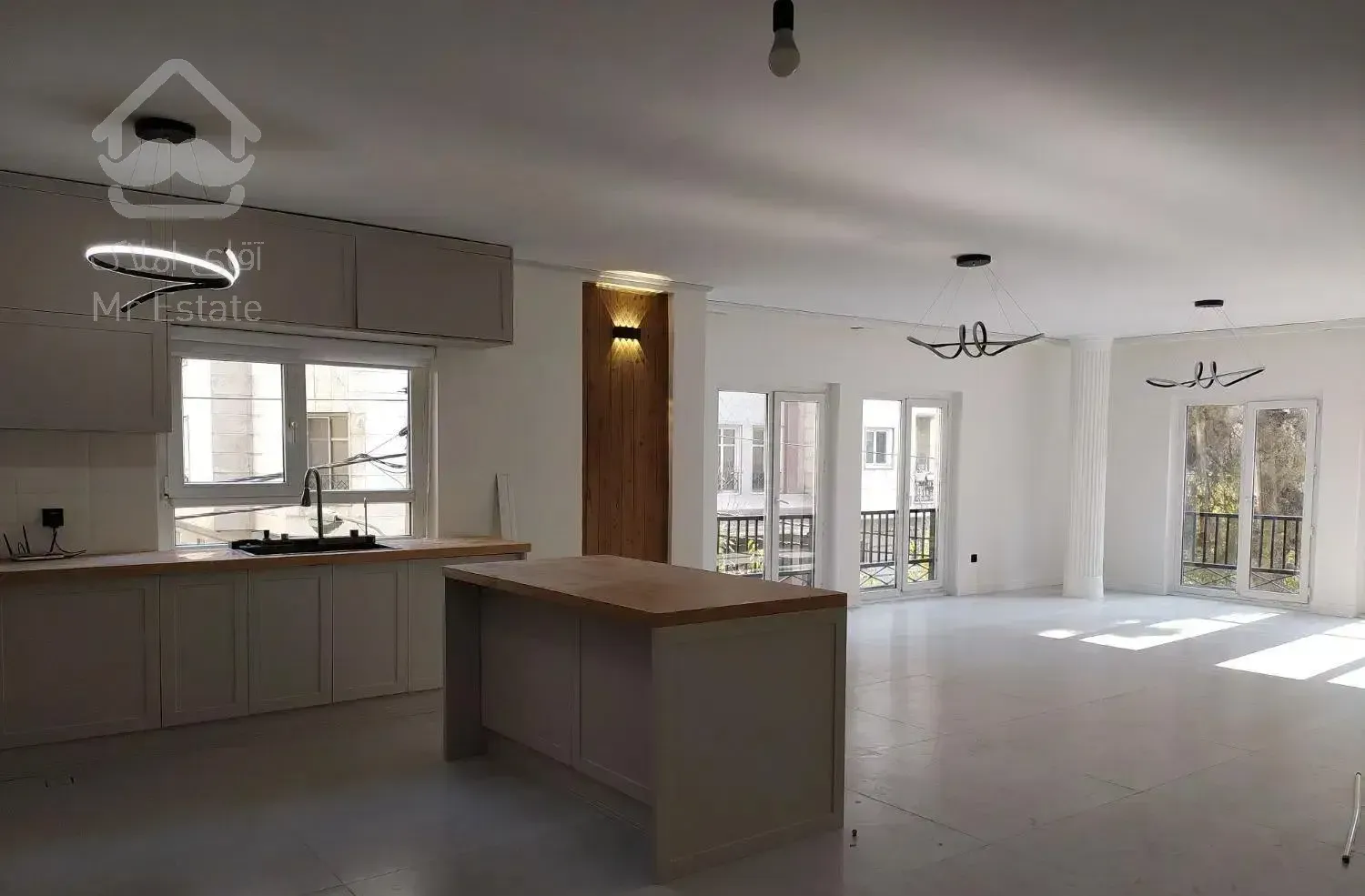 فروش آپارتمان ۱۴۰ متری اقدسیه گلزار