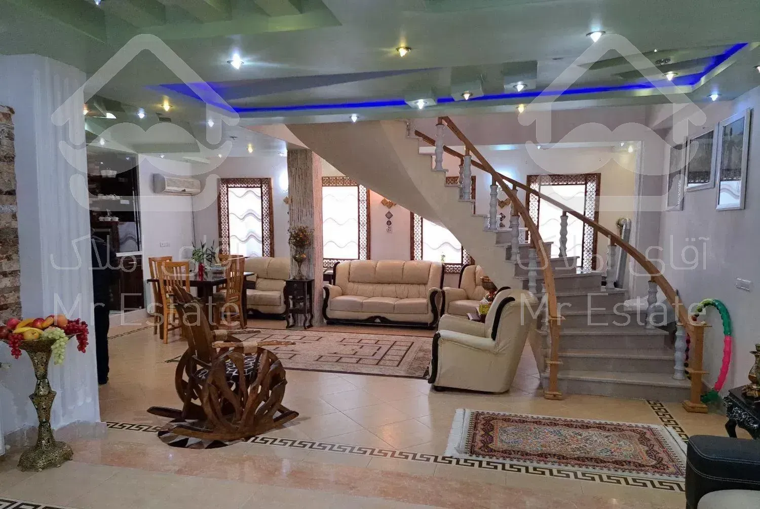 ویلایی دوبلکس ۴۱۵متر تالش میدان هفت تیر