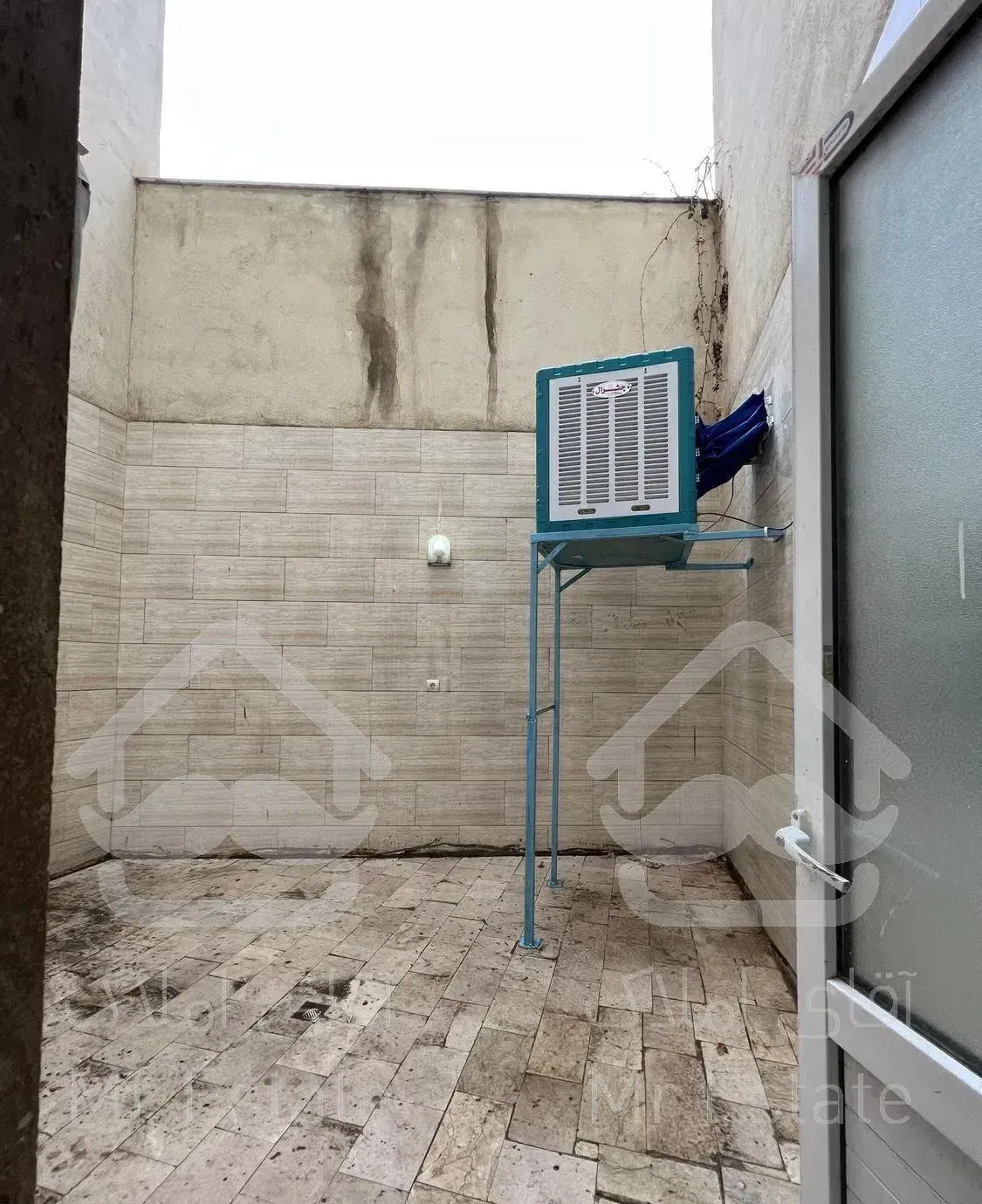 77 متر نوساز خوش چیدمان/15 متر پاسیو