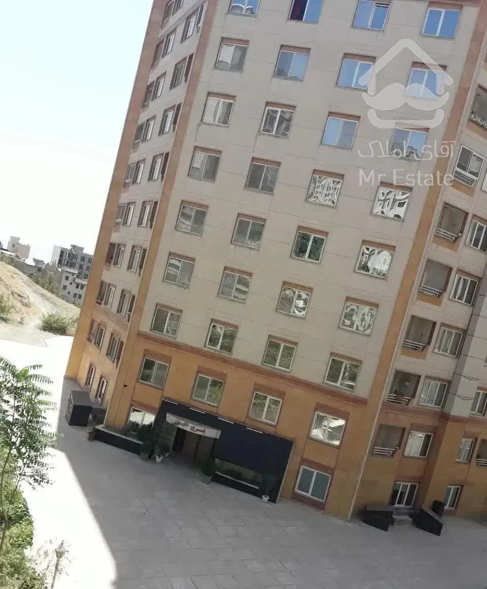 آپارتمان،105متری،2خواب،طبقه 3 برج،غرق نور