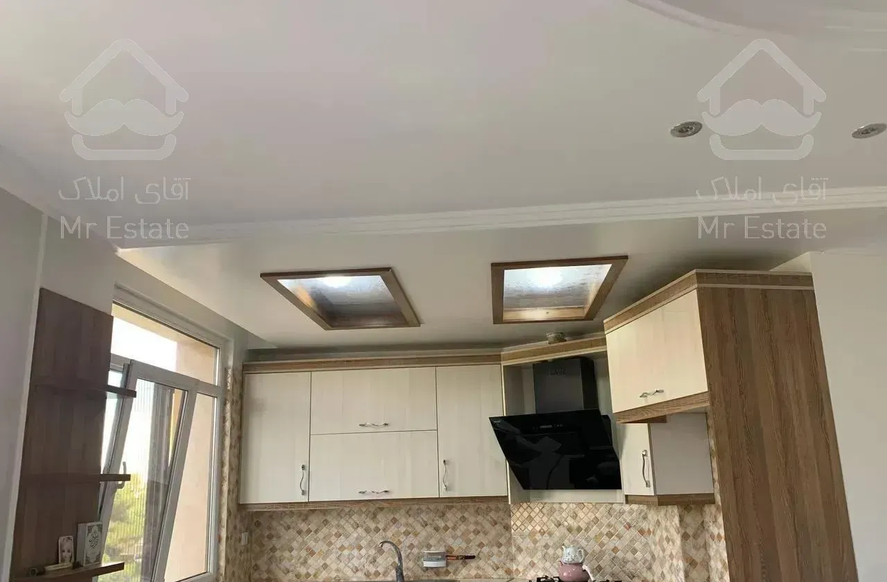 83 متر 5 ساله فول سالن پرده خور آلاله شرقی