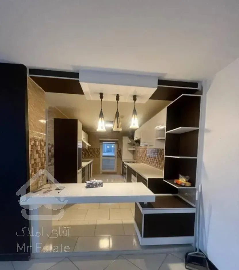 ۱۰۶ متر ، دو خواب ، برج های آسمان