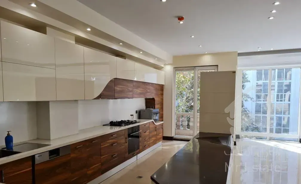 ۱۷۰متر۳خواب فول۸سال/استخرسونا/نیاوران