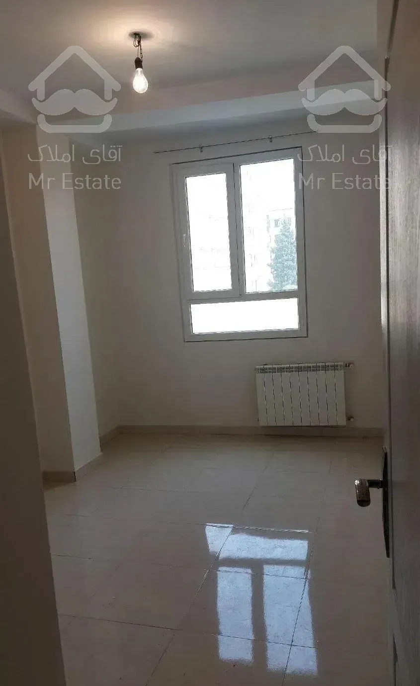 شاهین شمالی فرعی دنج ۸۷متری