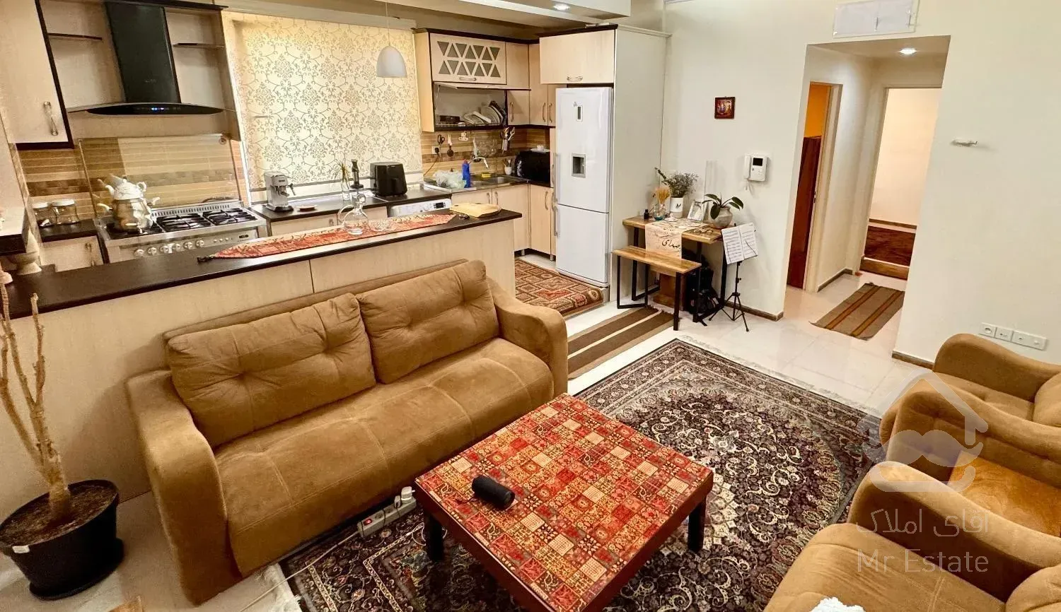 آپارتمان ۶۵ متری نزدیک مترو عبدل آباد