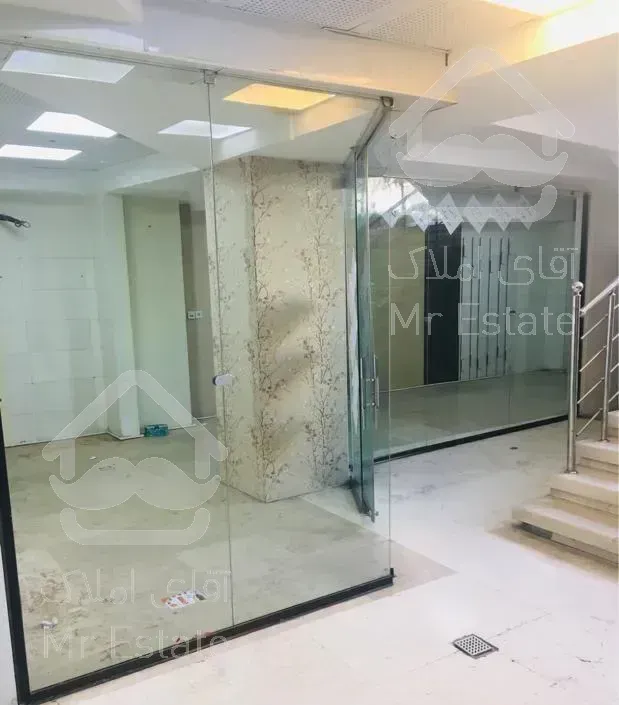 مغازه ٣١ متر داخل پاساژ