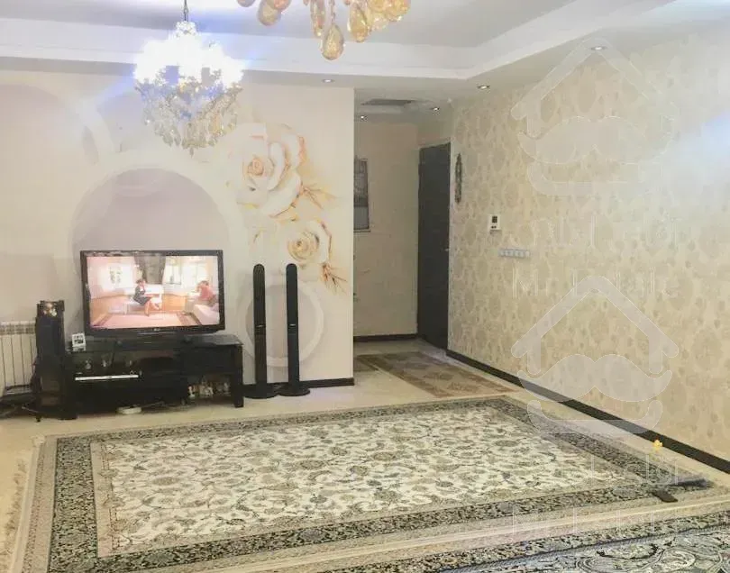 آپارتمان ۱۰۵ متری در اباذر (بهنام)