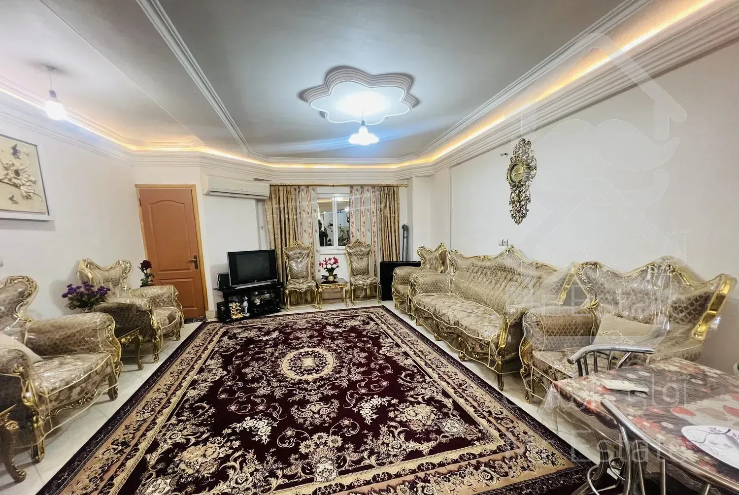 آپارتمان80متری خوش نقشه طبقه دوم در بلوار ابوذر