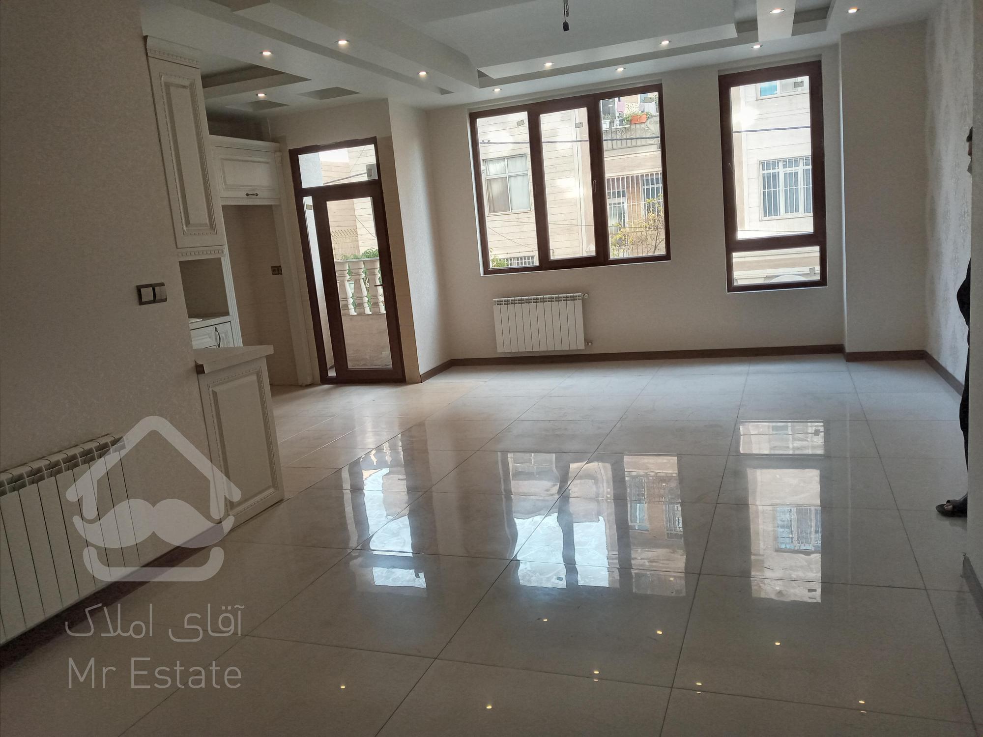 ۸۴متر۲خواب فردوس غرب فول بالکن لوکیشن عالی بدون مشابه زیرقیمت نوسازدرمنطقه