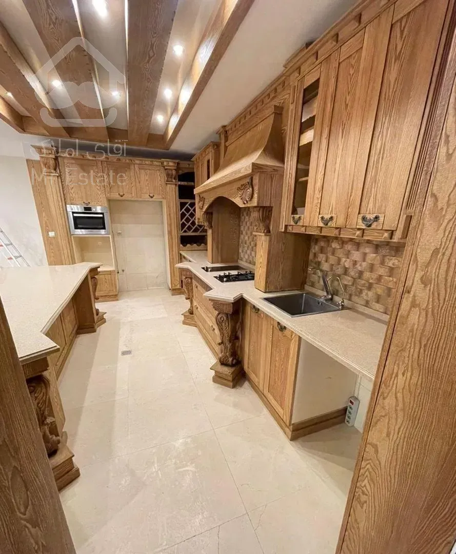 فروش اپارتمان 190 متری زعفرانیه