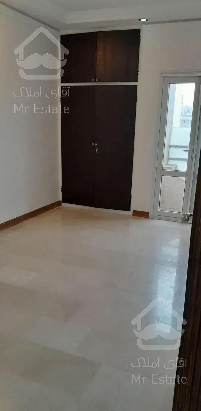 آپارتمان ۱۶۰ متر /۳خوابه /ویو  / برج باغ